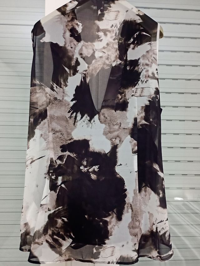 Blusa H&M nera e grigia