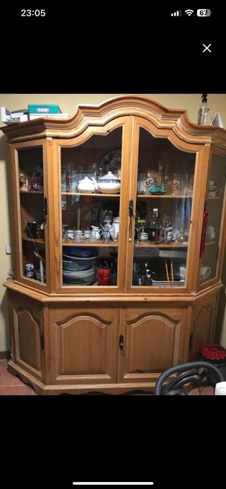 OPORTUNIDAD - Vitrina madera estilo antiguo