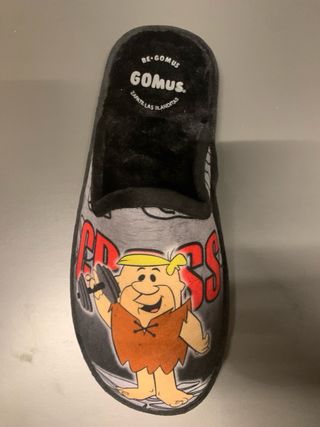 Zapstillas para estar por casa Los  Picapiedra .