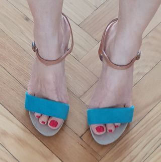 Sandalias turquesas Unisa