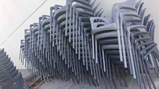 50 Sillas apilables plástico