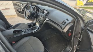 Opel Insignia 2011