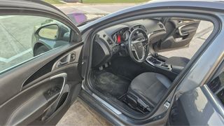 Opel Insignia 2011