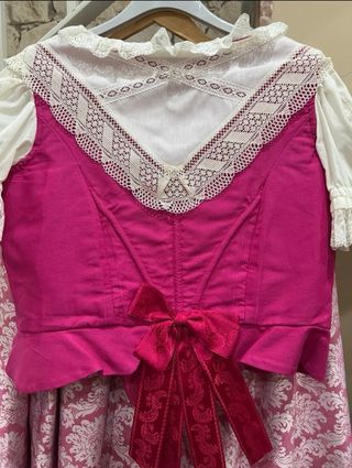 Traje de Huertana 