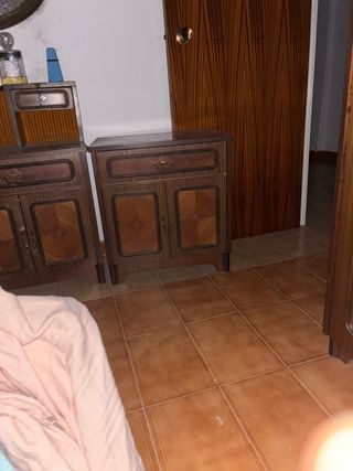 Mesitas noche vintage madera Apartament GRAN SOL