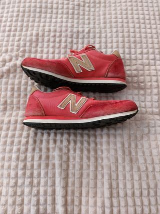 Tenis New Balance. Coral. Talla 36. 