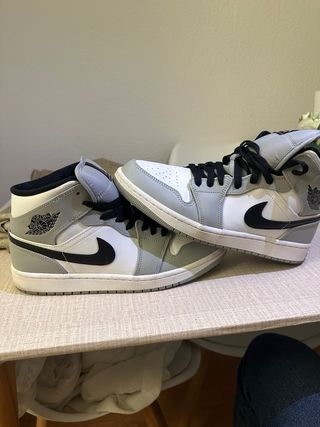 Air Jordan 1 Mid - Gris Humo