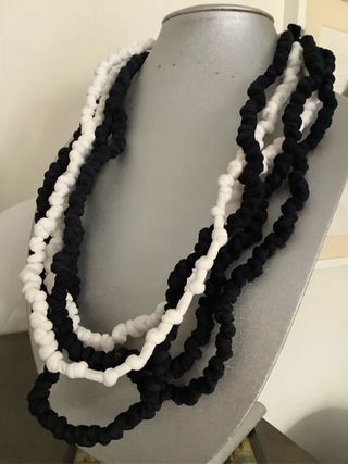 Collana multifilo bicolore