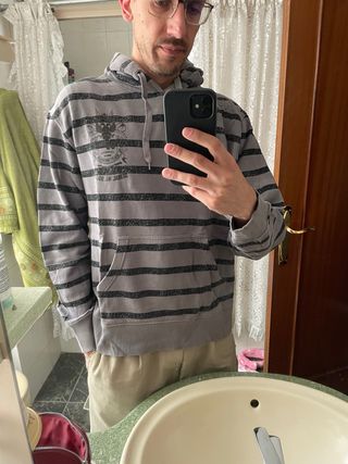 Sudadera gris rayas vintage