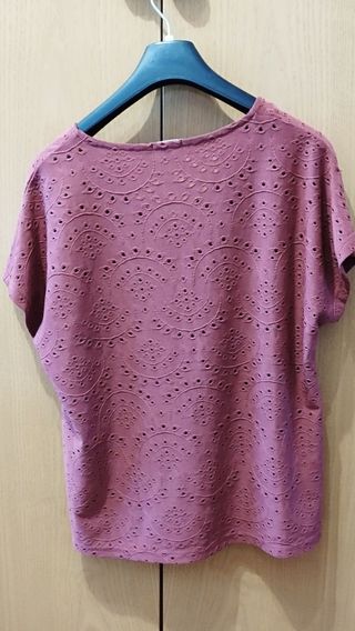 Camicetta estiva elegante e versatile bordeaux 