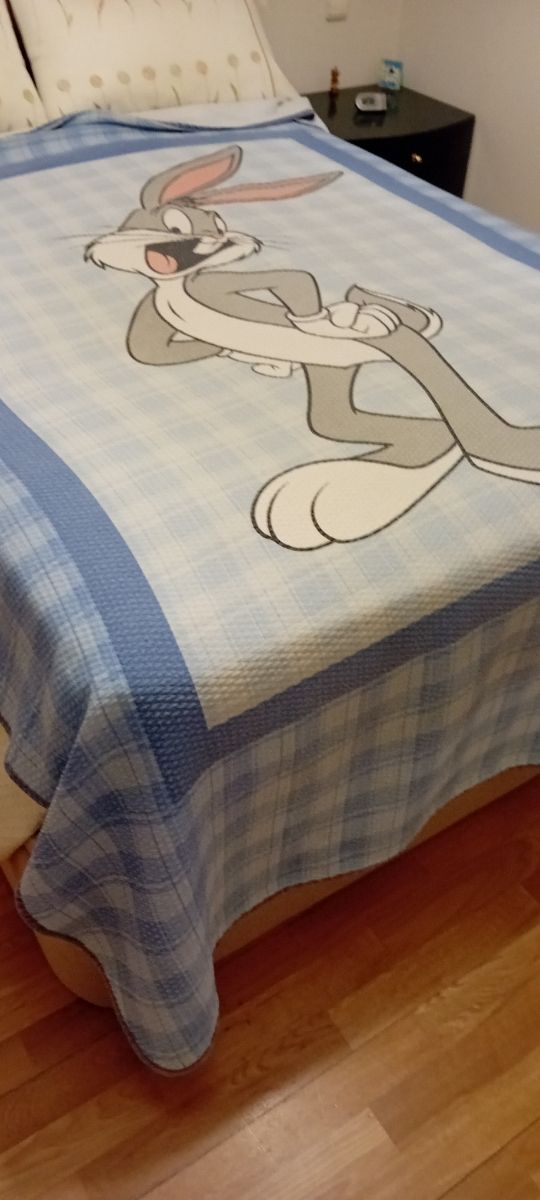 COLCHA DE VERANO, BUGS BUNNY