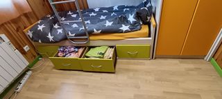 Litera infantil madera-metal verde-naranja