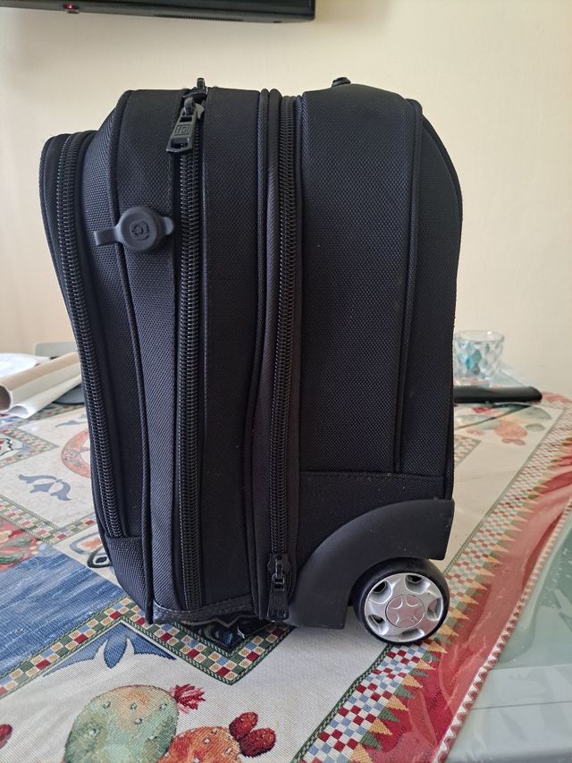 Business Trolley da viaggio nero.