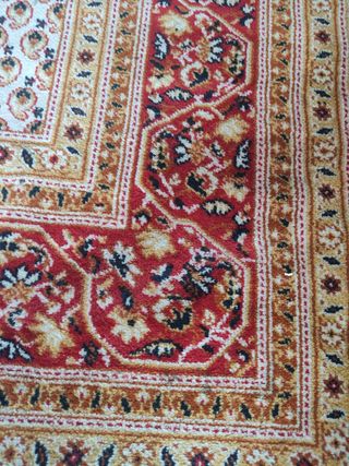Alfombra lana beige y roja
