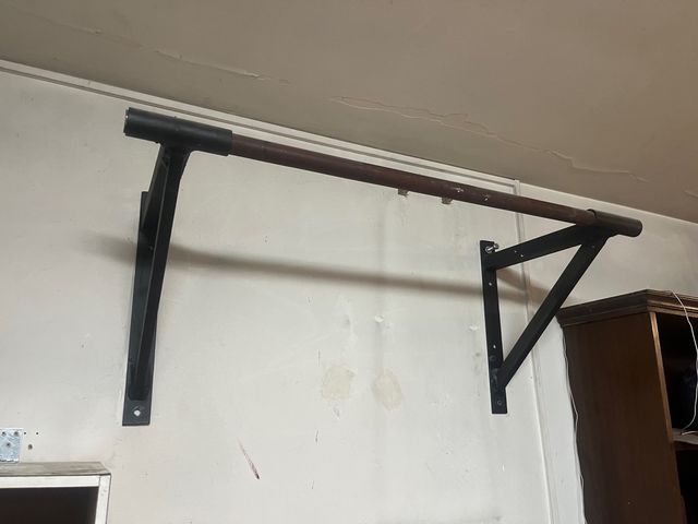 Barra Dominadas Pared