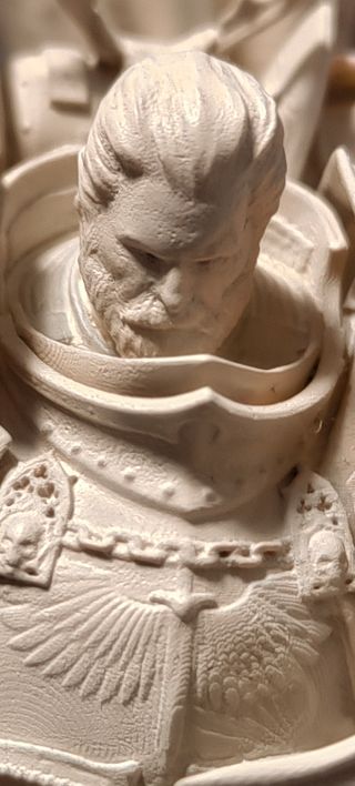 Miniatura Primarca León 3D, Resina y filamento.