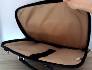 Bolso Portátil Negro - Beige