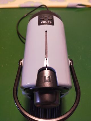 Cafetera Nespresso Krups Azul pastel. No funciona.