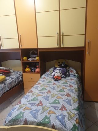 Cameretta bimbi - 2 letti + armadio