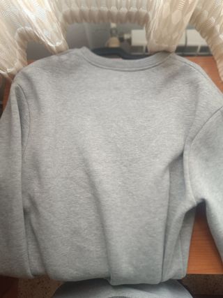 Sudadera Nike gris