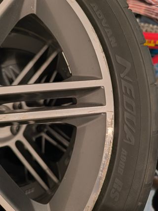 Llantas Seat Leon Yokohama Advan AD08RS