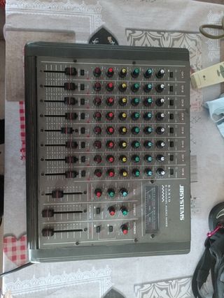 Mesa mezclas JB Systems 8 canales