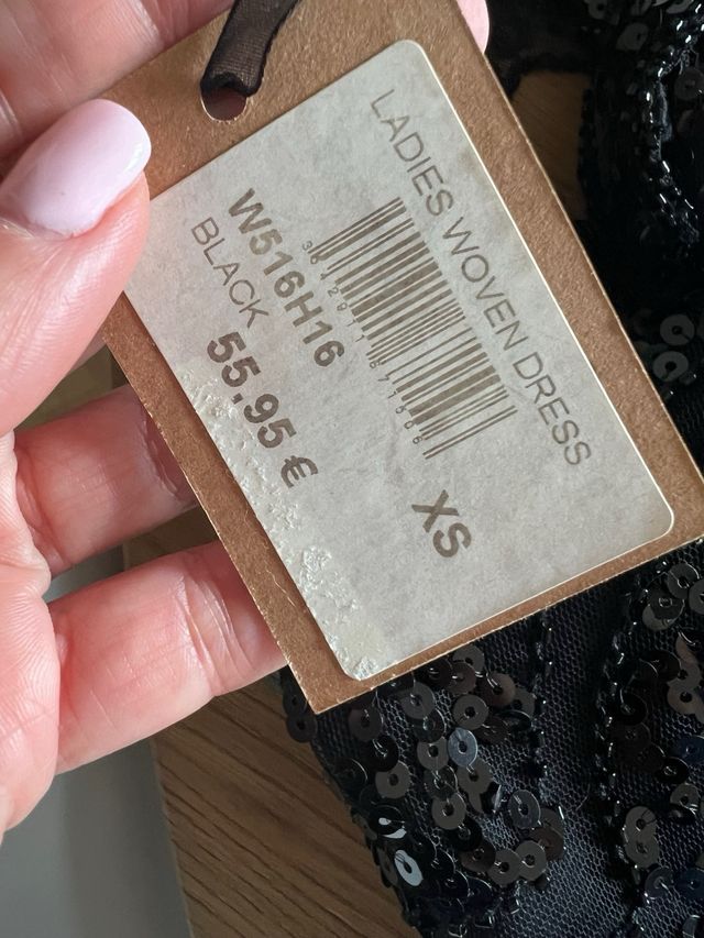 Vestido negro lentejuelas