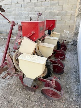 Sembradora de maíz Subias