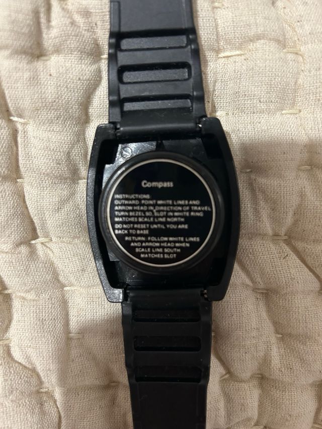 Reloj brújula deportivo