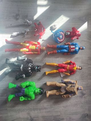 Figuras Marvel y DC