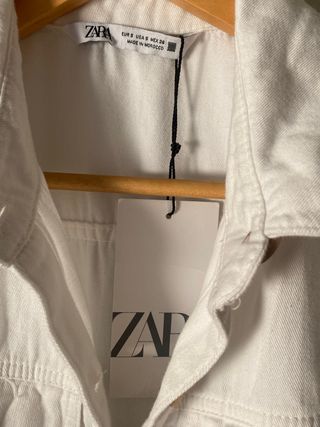 Mono blanco de Zara. Nuevo con etiquetas
