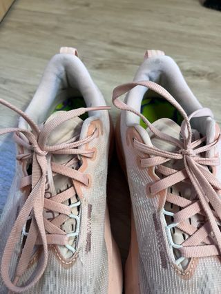 Zapatillas Asics running rosa