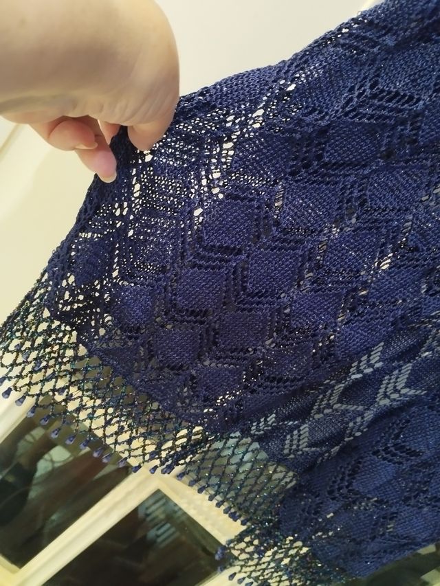 Chaqueta tejida azul de perle