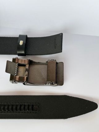 Cinturón cuero negro hebilla automática