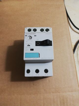 Interruttore Siemens 3RV1011-1EA10