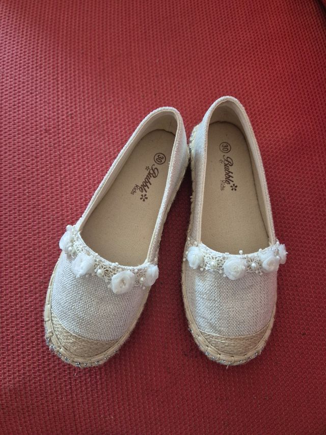 Papanatas niña blancas