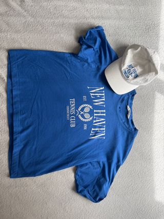 Conjunto New Haven Tennis Club: camiseta y gorra