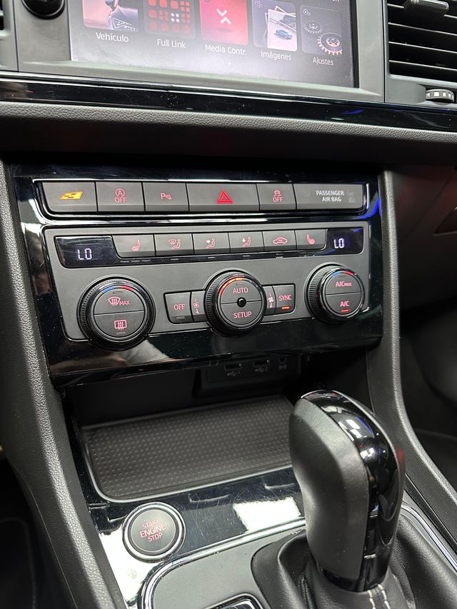 SEAT Leon CUPRA (2019)