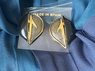 Pendientes vintage negro yvdorado enchapado n oro