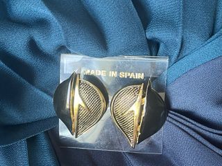 Pendientes vintage negro yvdorado enchapado n oro