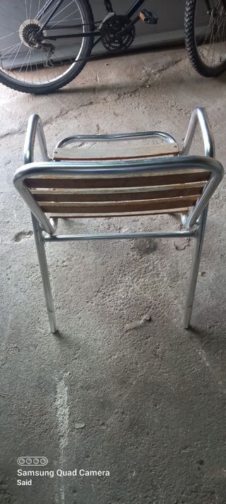 Silla metal y madera