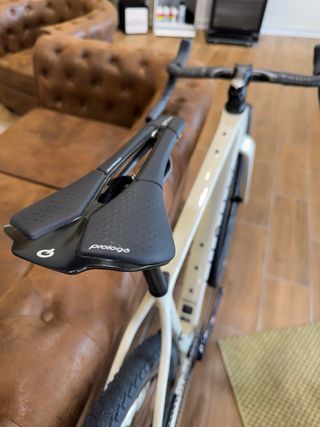 Bicicleta AURUM MANTO Gravel