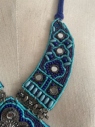 Collar artesanal turquesa-morado