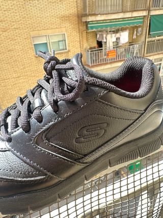 Zapatillas Skechers negras 37