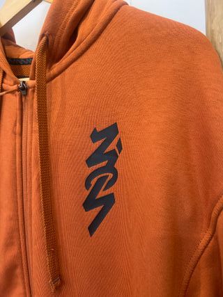 Sudadera JORDAN con capucha
