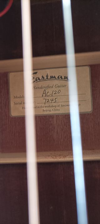 Guitarra Eastman AC120