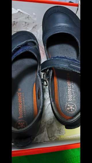 Zapatos Biomecanics niña marino. ES TALLA 33!!!!!!