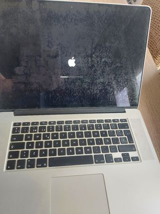 MacBook Pro Plata - Apple
