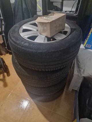 4 Llantas audi R16 con ruedas michelin