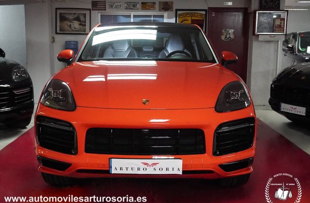 Porsche Cayenne 2021